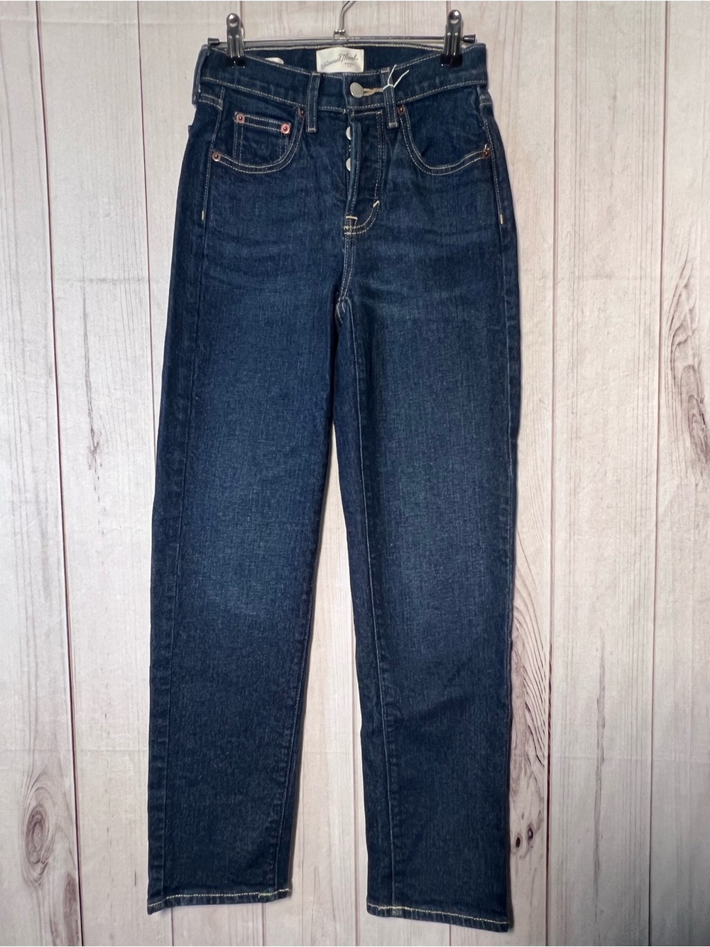 Universal Thread Dark Indigo mid-Rise 80s Slim Jeans Size 2